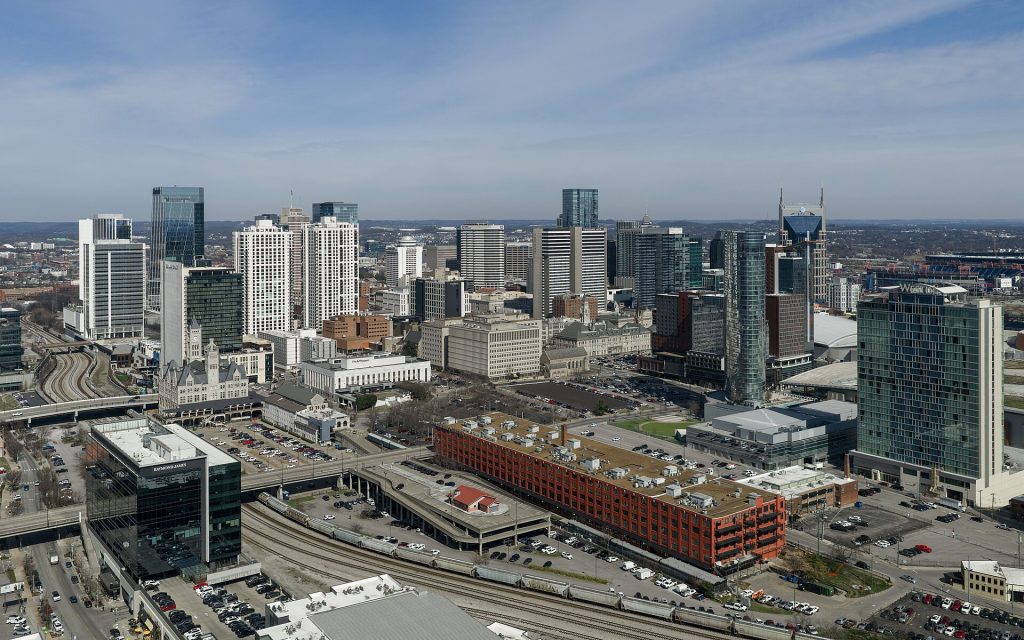 Nashville skyline representing Tennessee auto transport