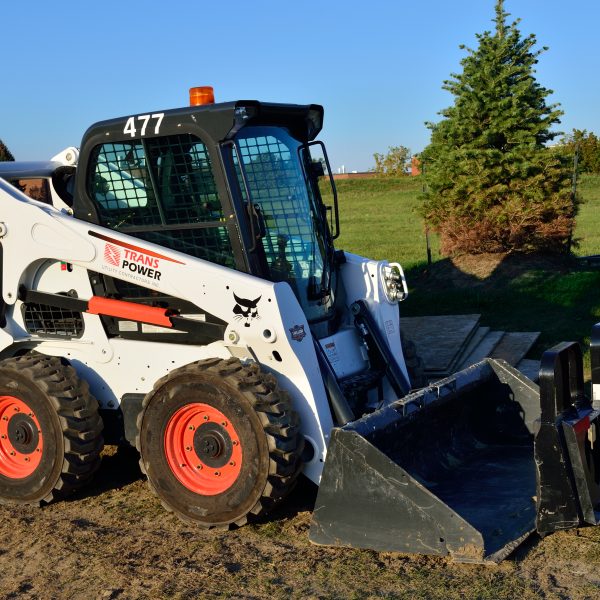 Bobcat skid steer loader for equipment transport