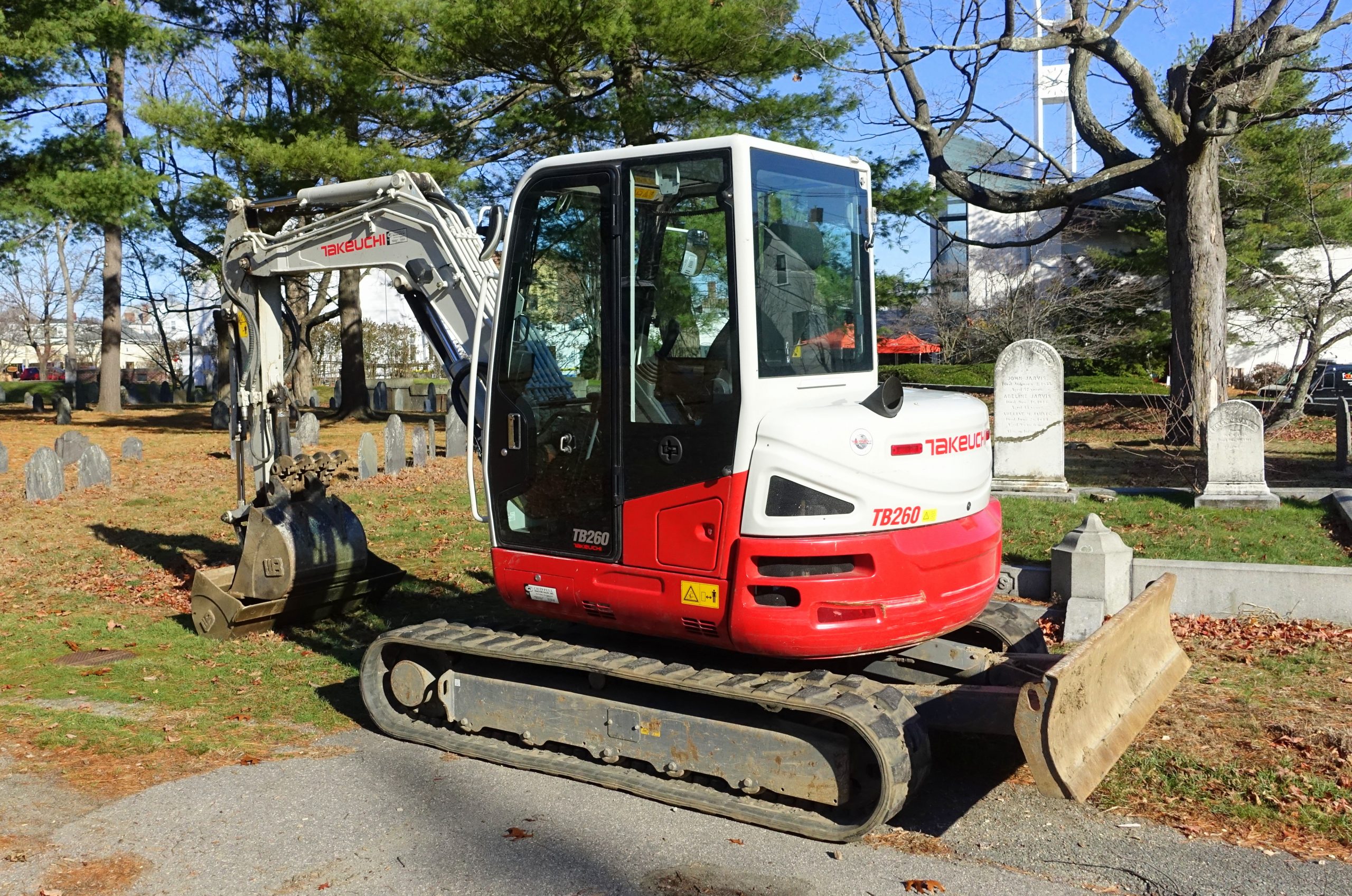 Takeuchi compact excavator for equipment transport